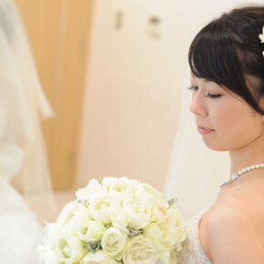 表参道のアニヴェルセル様へお届けしたウェディングブーケ ブーケ,ホワイト